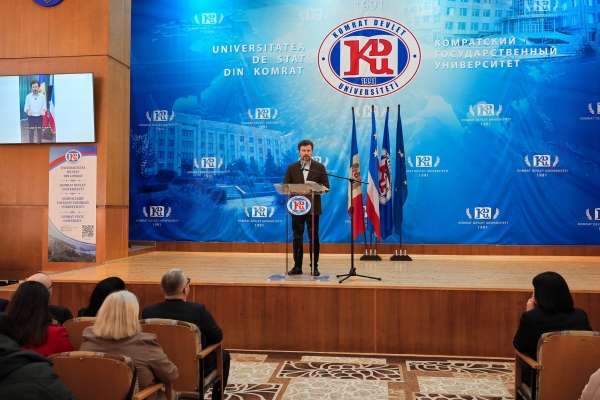 FINALIZAREA CURSURILOR DE FORMARE: PE 27 NOIEMBRIE A AVUT LOC CEREMONIA DE &Icirc;NM&Acirc;NARE A CERTIFICATELOR