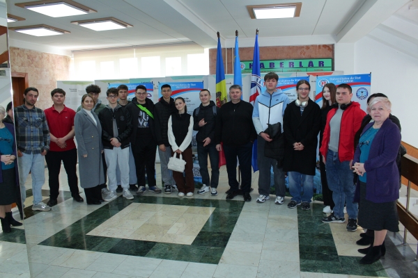 15 апреля 2026 года в Komrat Devlet Universiteti прошёл День открытых дверей, объединивший более 120 выпускников лицеев и их родителей.