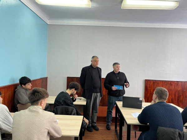 &Icirc;n cadrul Campaniei &bdquo;&Icirc;nvață &icirc;n Moldova&rdquo;, la data de 25 februarie 2026, cadrele didactice ale USComrat au desfășurat o &icirc;nt&acirc;lnire de orientare profesională cu studenții anului absolvent ai IP Colegiul Tehnic Agricol din Svetl&icirc;i.